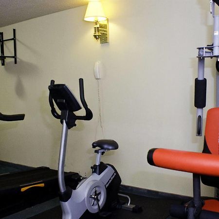 Red Carpet Inn Fanta Suites Hotel Greenwood Εξωτερικό φωτογραφία