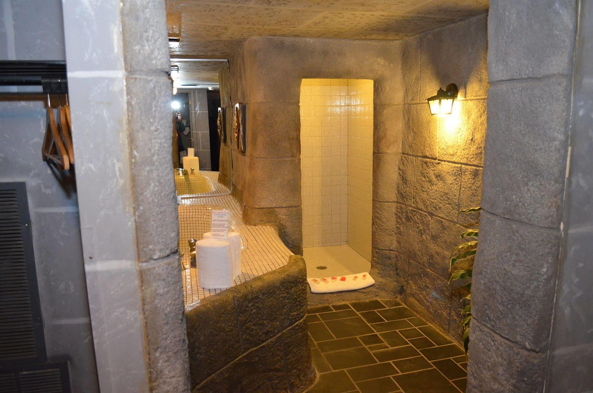 Red Carpet Inn Fanta Suites Hotel Greenwood Εξωτερικό φωτογραφία