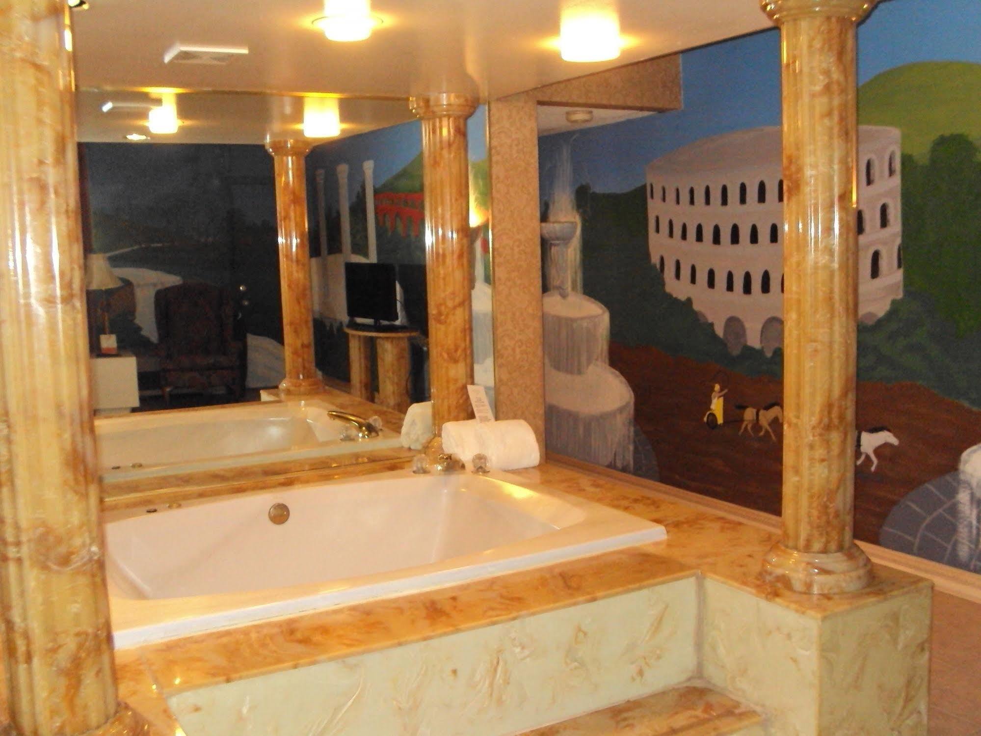 Red Carpet Inn Fanta Suites Hotel Greenwood Εξωτερικό φωτογραφία