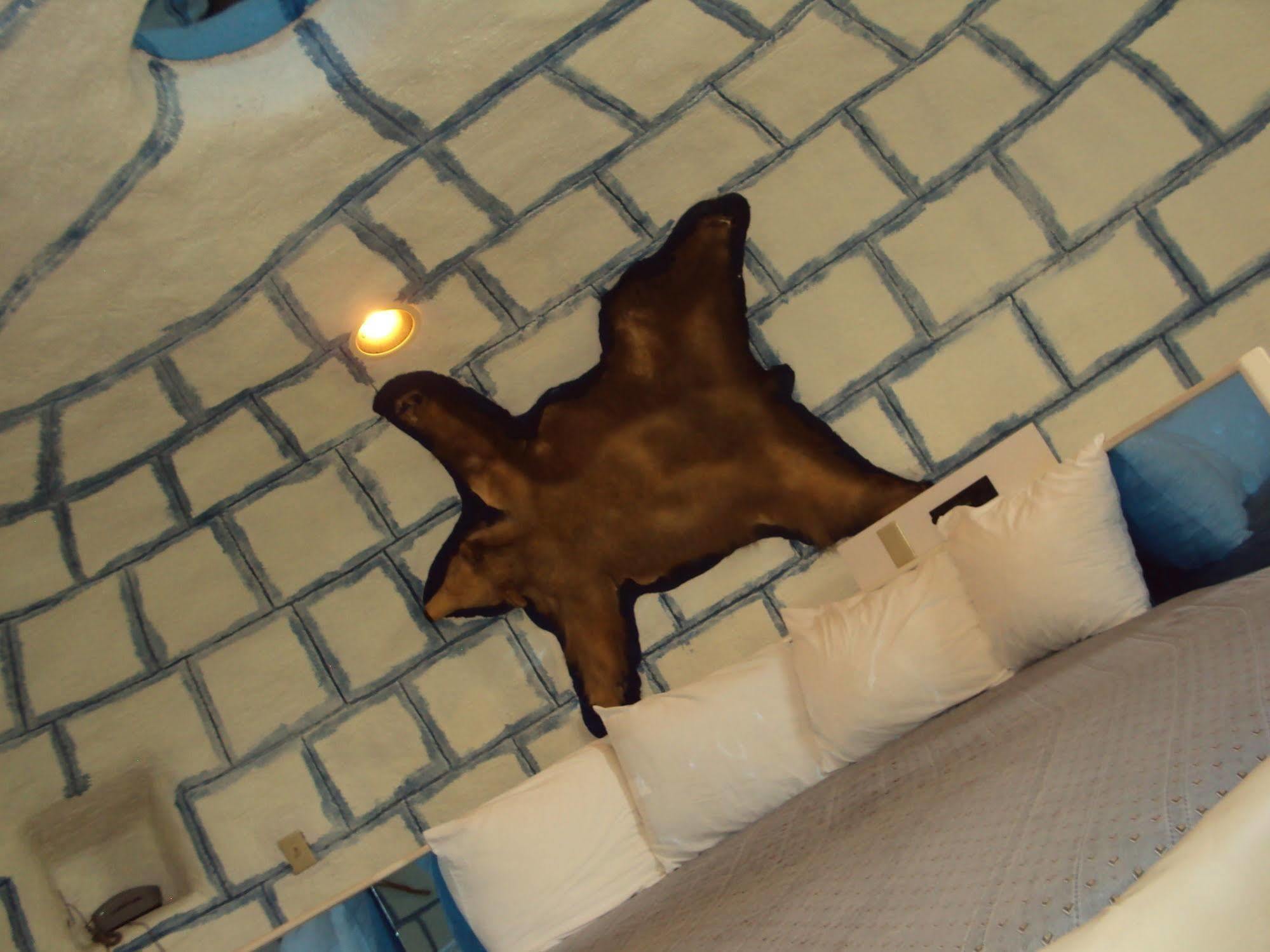 Red Carpet Inn Fanta Suites Hotel Greenwood Εξωτερικό φωτογραφία